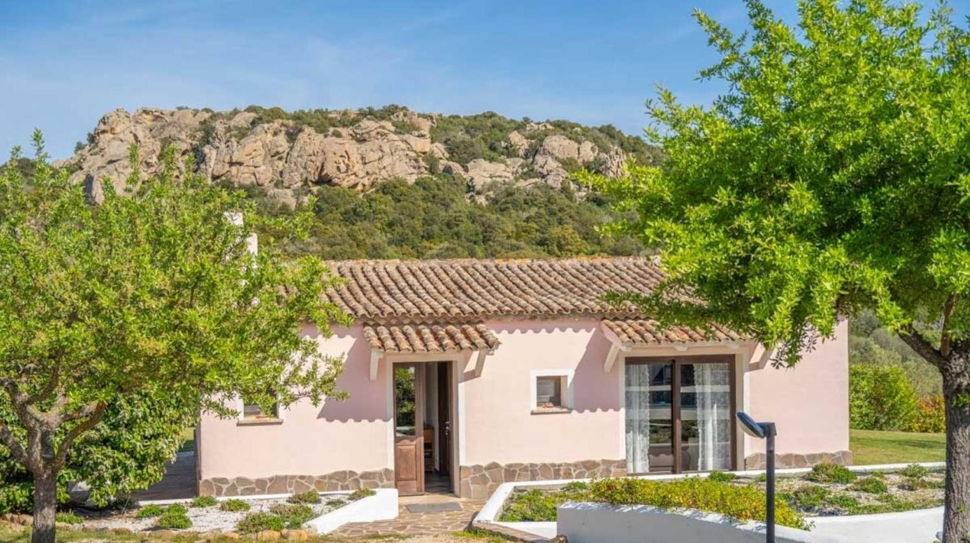 Spartaco Eco Retreat San Pantaleo Sole Ruiu Exterior photo